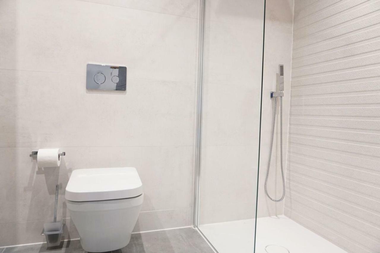 Saltwater Suites At Fistral New Quay Extérieur photo