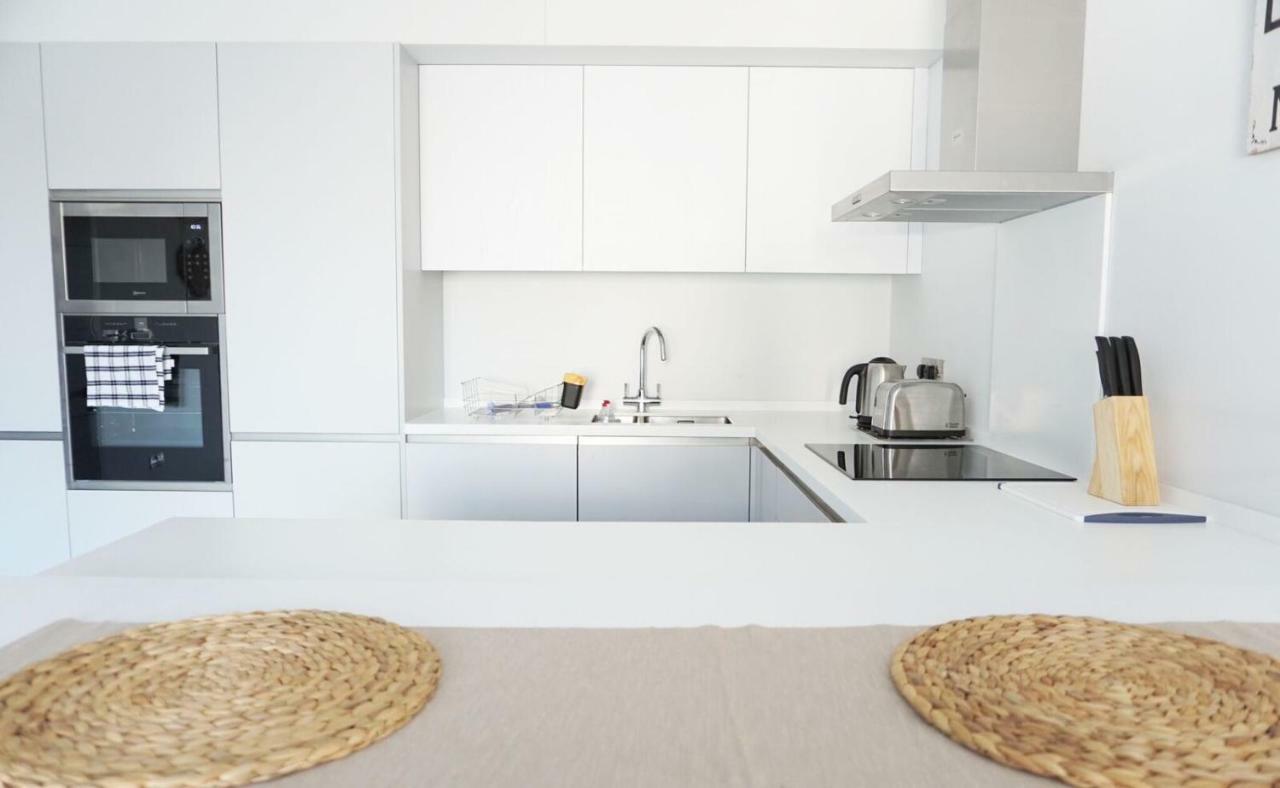 Saltwater Suites At Fistral New Quay Extérieur photo
