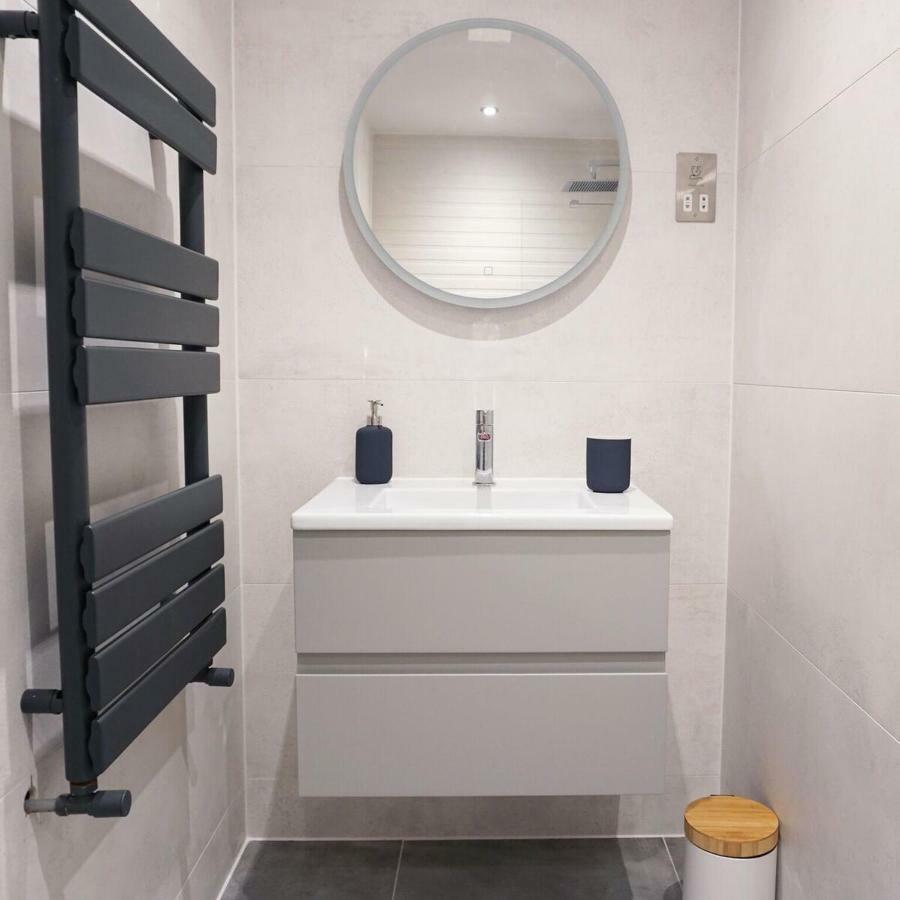 Saltwater Suites At Fistral New Quay Extérieur photo